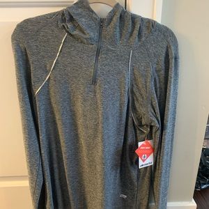 Marika athletic top size large
